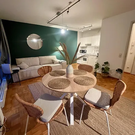 Appartement 5 Min Zur Messe Und Arena, 10 Min Zur Innenstadt