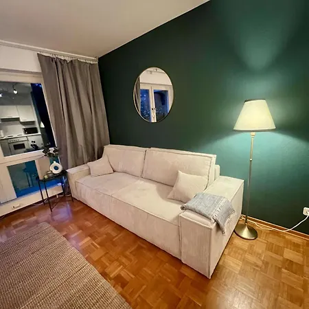 Appartement 5 Min Zur Messe Und Arena, 10 Min Zur Innenstadt