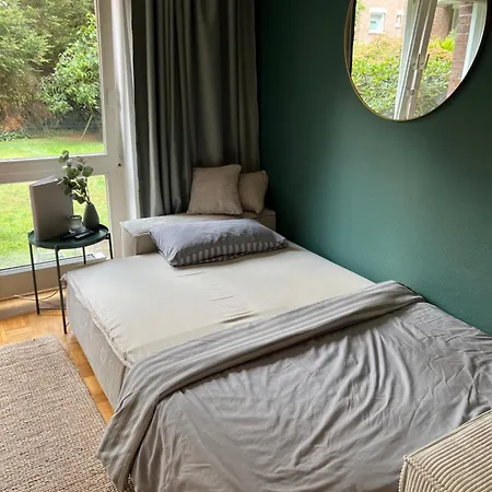 Apartment Fair Spot- 5 Minutes To Fair & Airport, 10 Minutes To City Center Düsseldorf